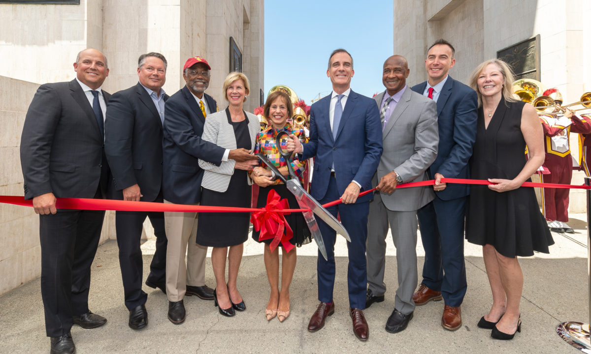 USC, LA leaders reintroduce the renovated Coliseum