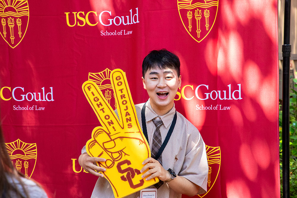 USC Graduate and International Programs new students orientation. Featured in Town & Gown hall, as well in classrooms with professors in course previews. Students met and talked with each other and Gould Staff.